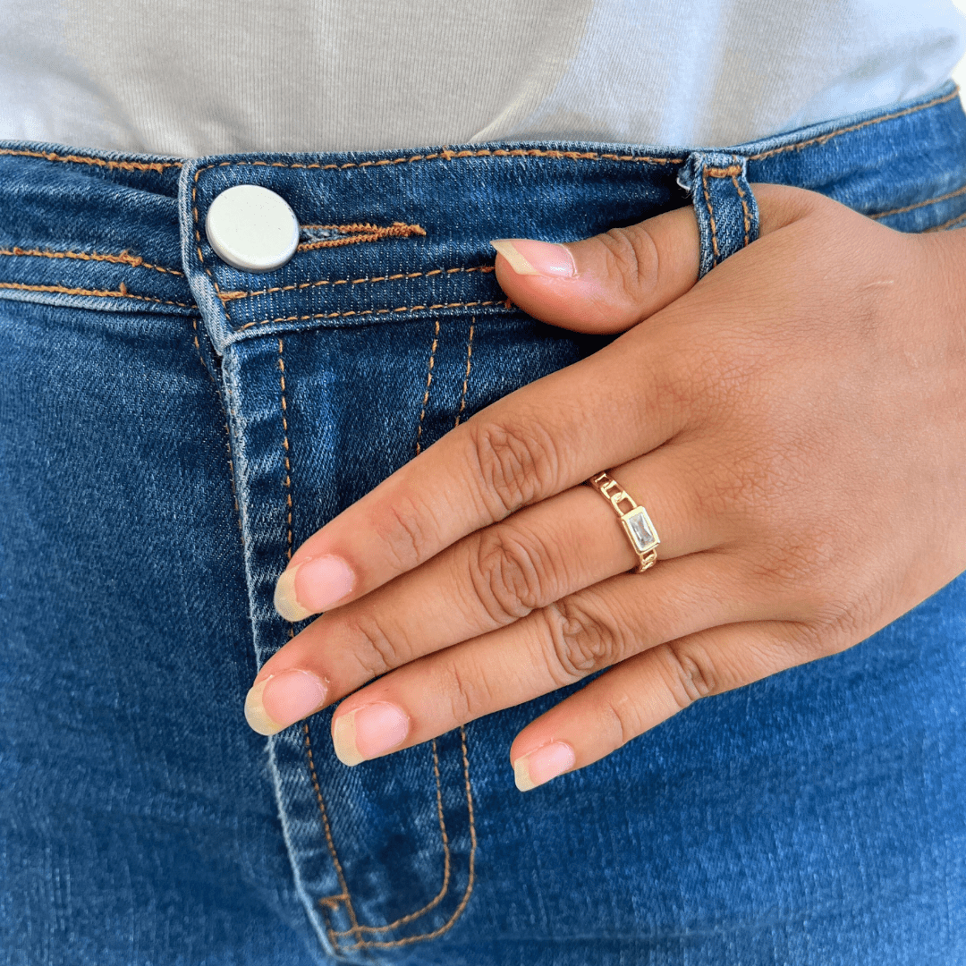 Cara White Ring