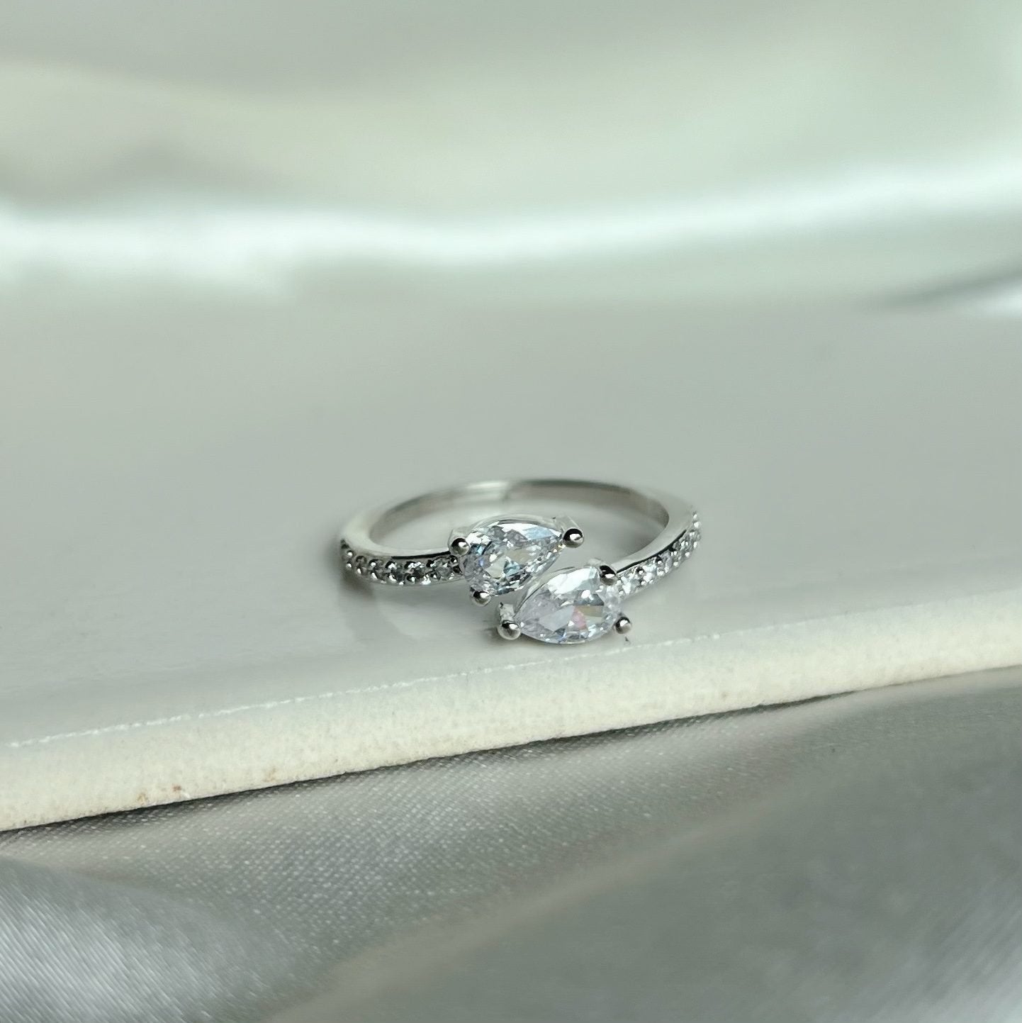 Ezra Silver Ring