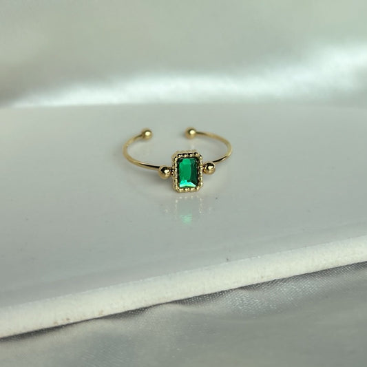 Elara Green Minimal Ring