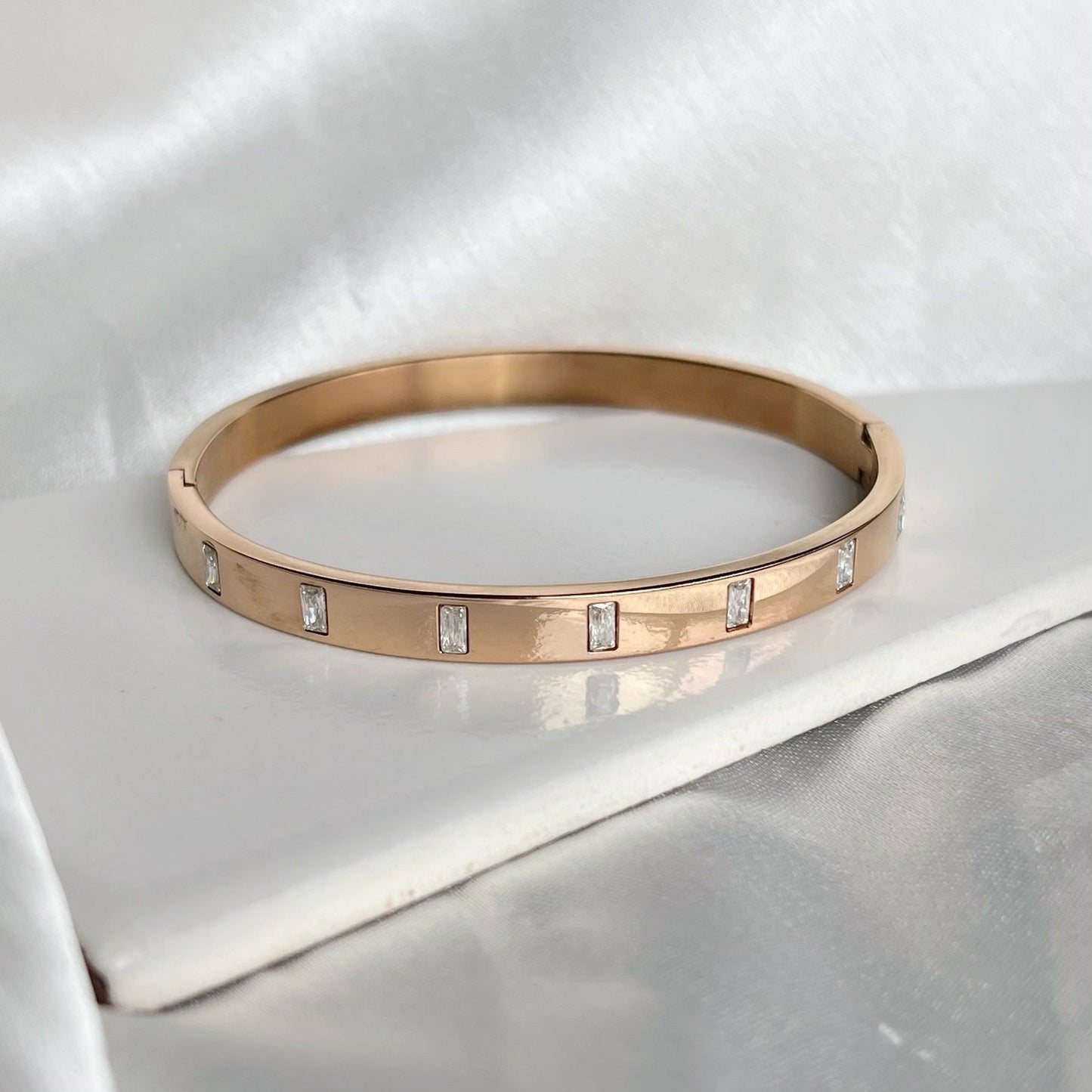 Misu Rose Stack Band