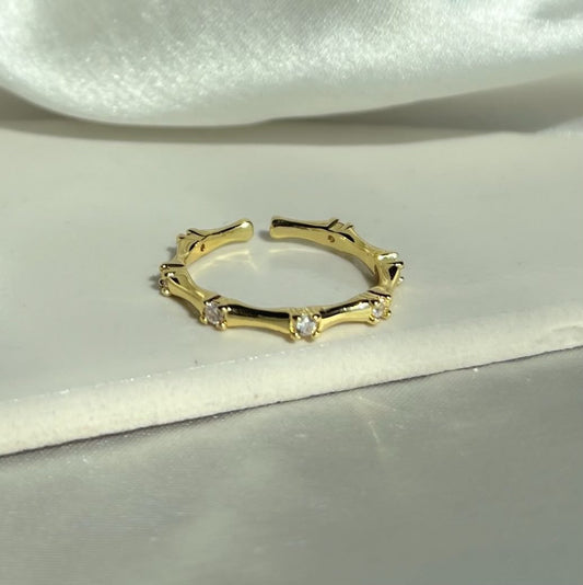 Minimal Diamanté Ring