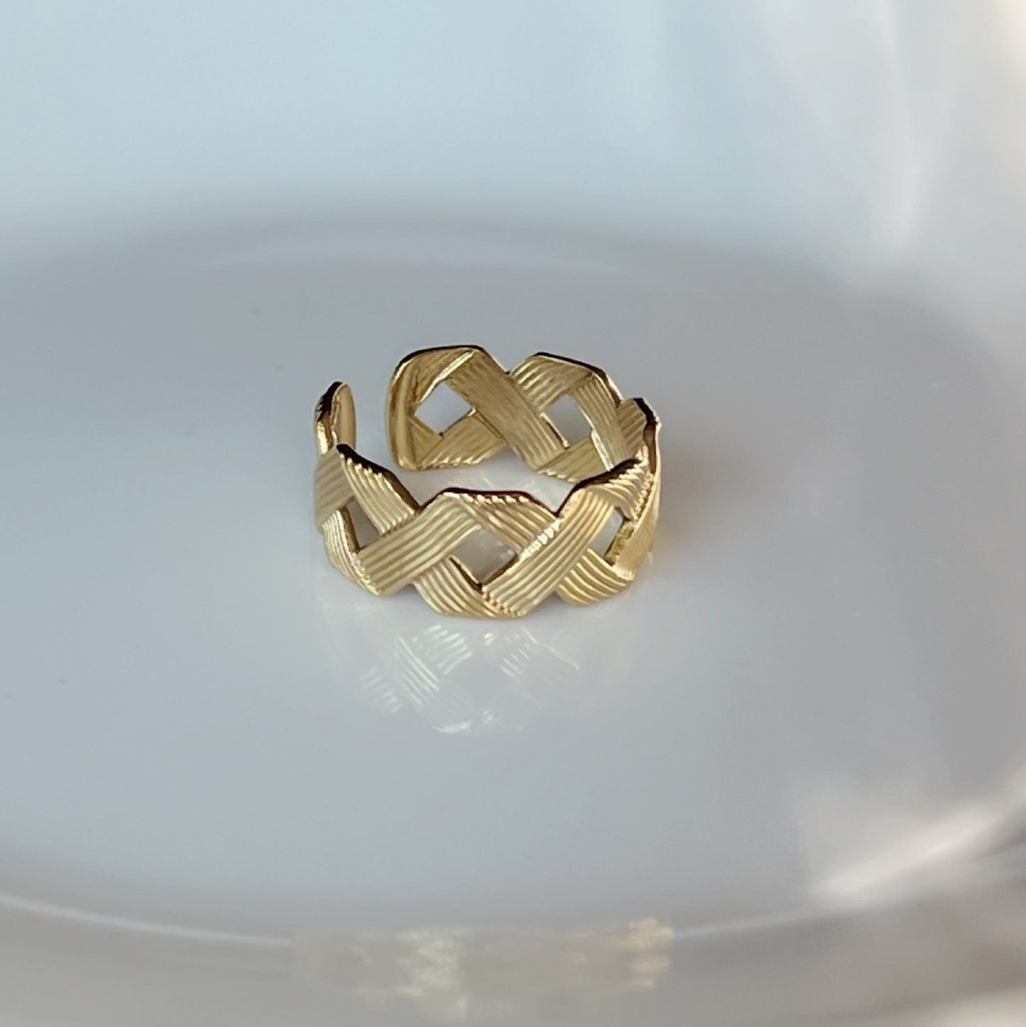 Annie Gold Ring