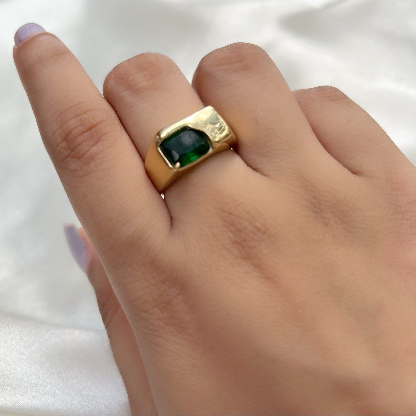 Enchanting Emerald Ring