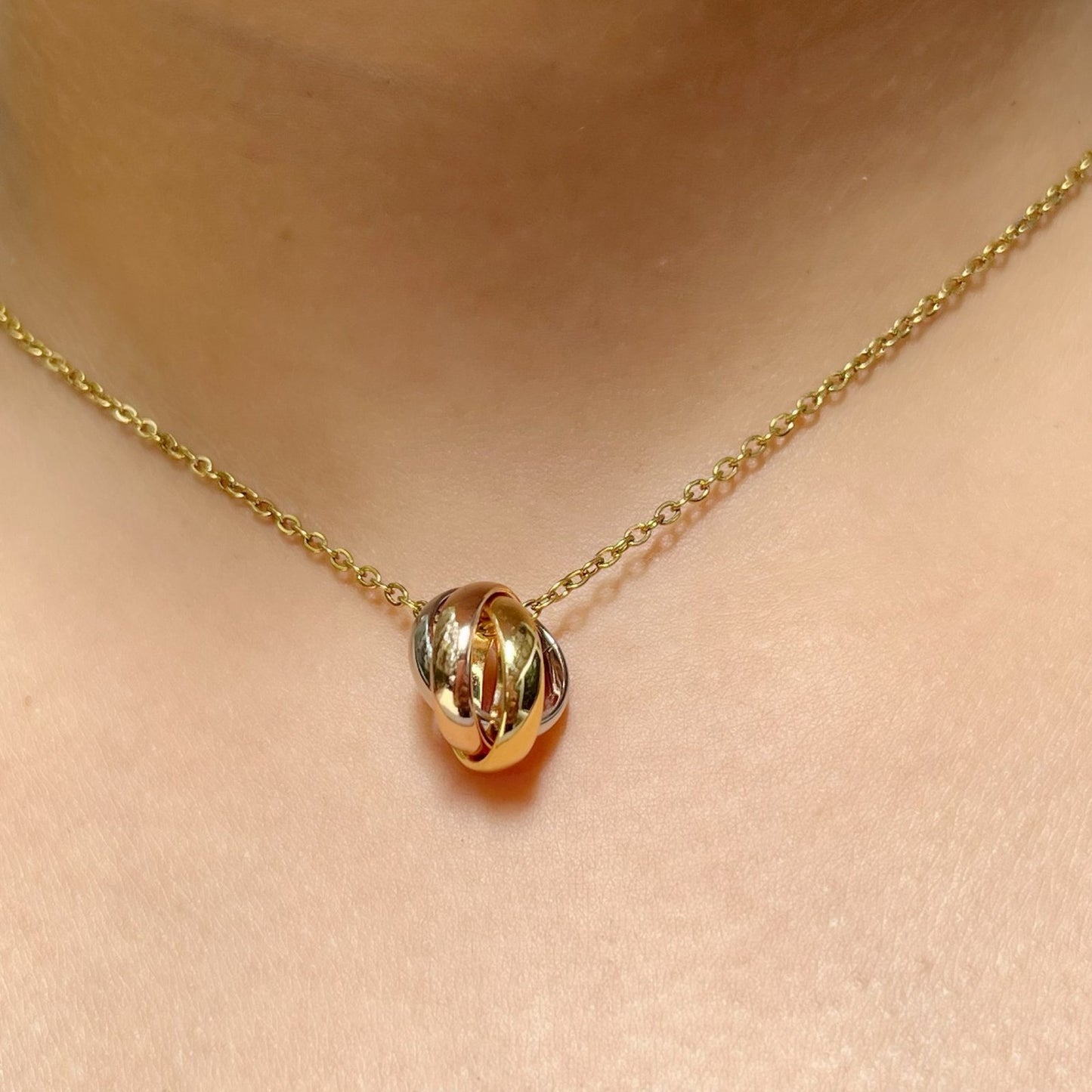 Triple Tone Necklace