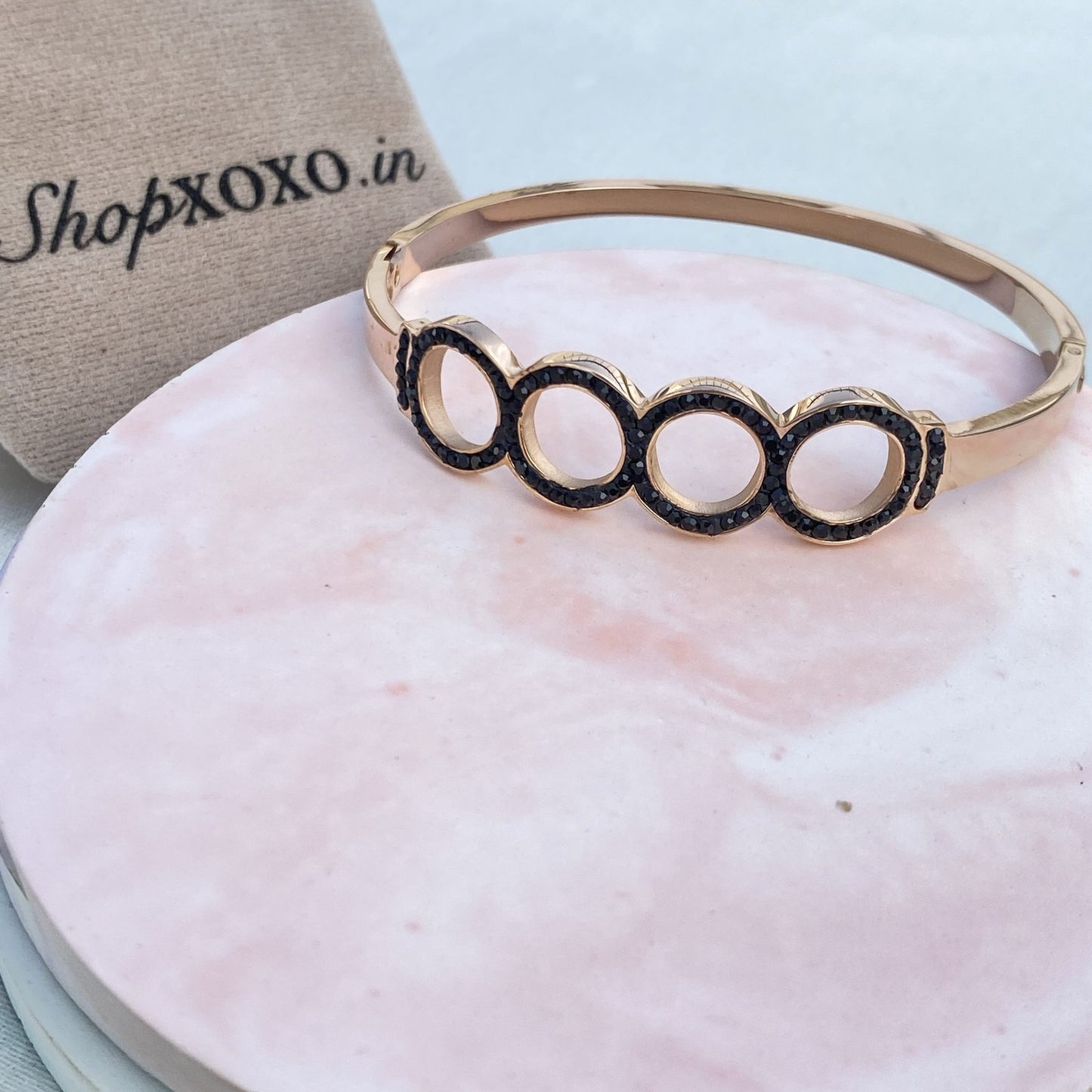 Octavia Cuff