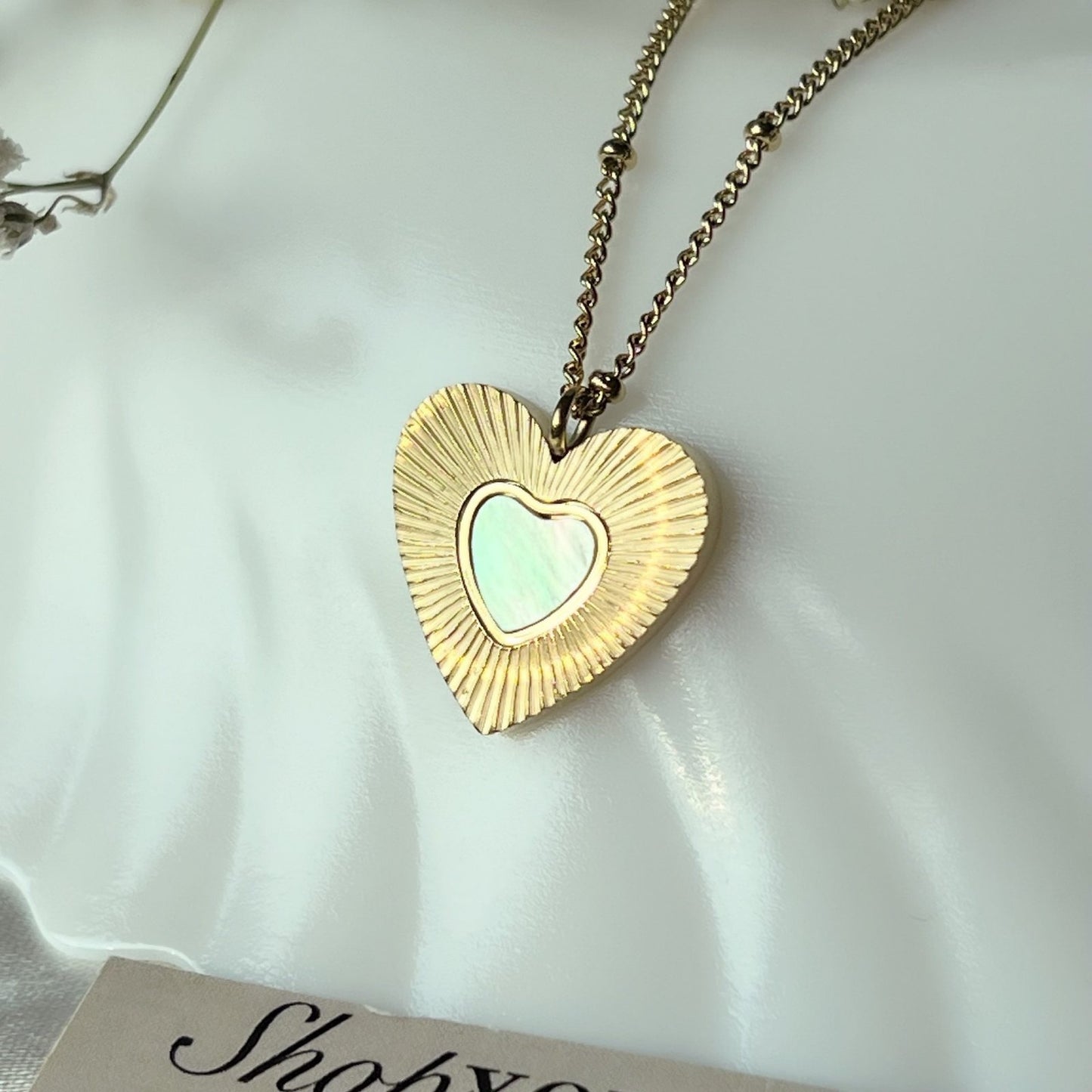 Alison Long Chain