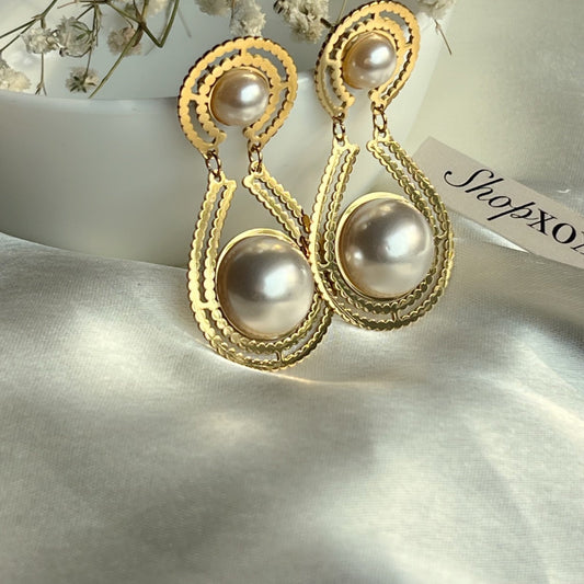 Pearly Passion Earrings