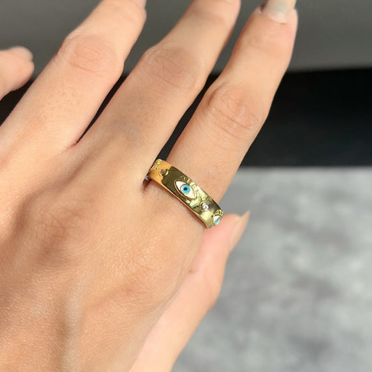 Glam Eye Ring