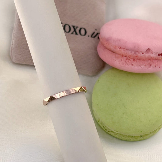 Minimal Love Ring