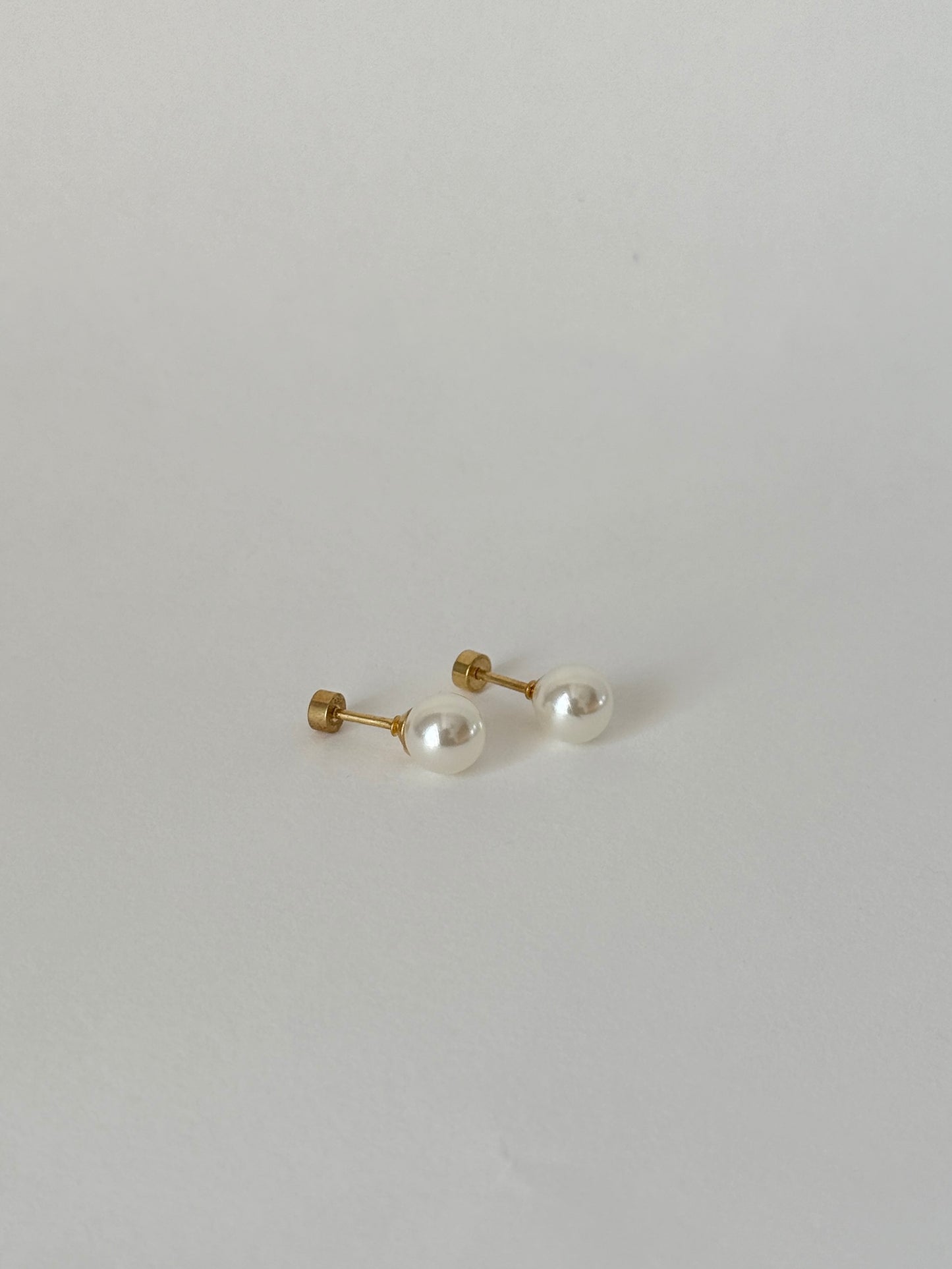 Pearl Studs