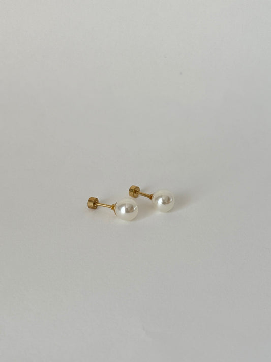 Pearl Studs