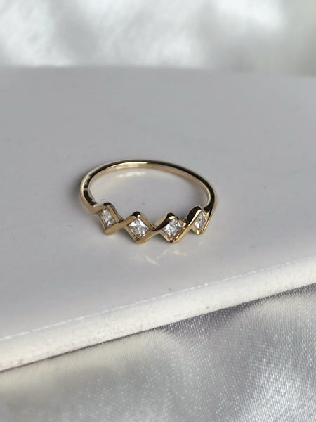 Floret Gold Ring