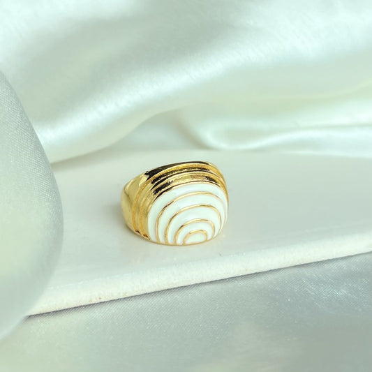 Shell Yeah White Ring