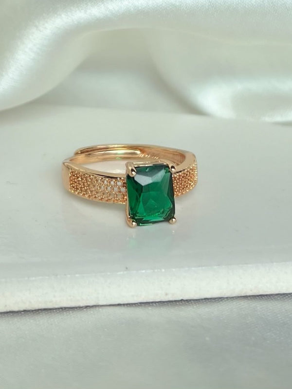 Ruhi Green Ring
