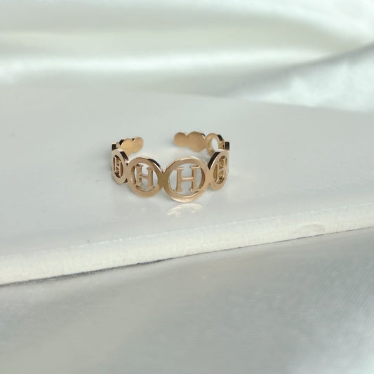 Rose H Ring