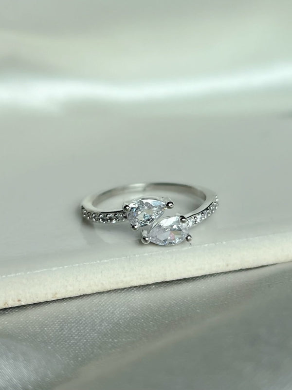 Ezra Silver Ring