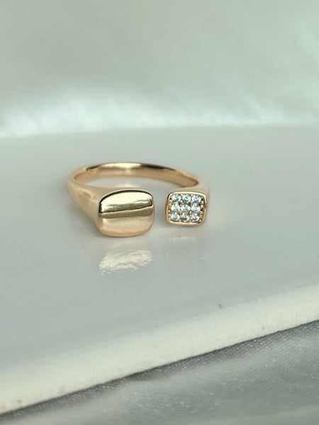 Avril Rose Ring