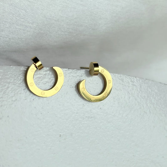 Screw Gold Studs