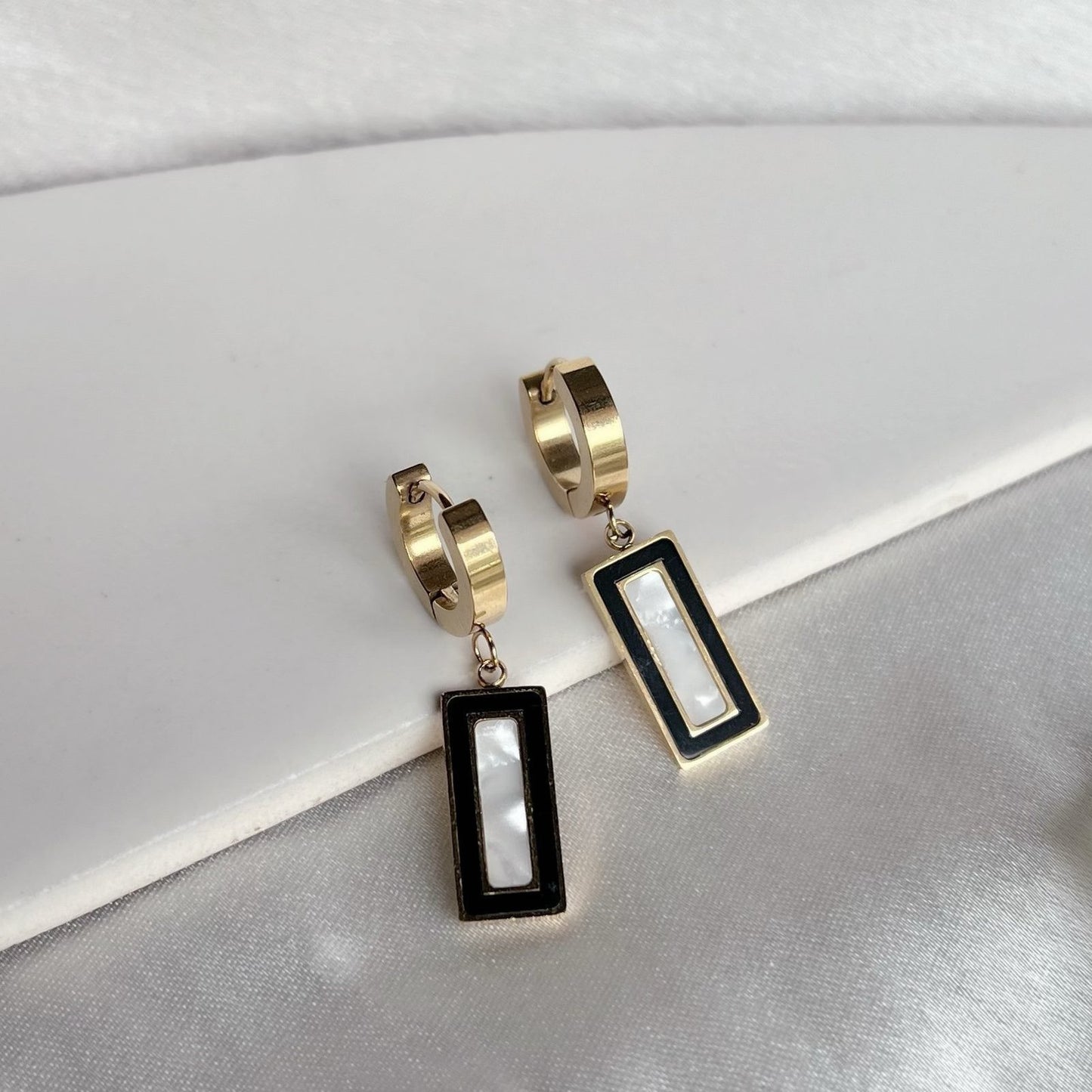 Monochrome Danglers