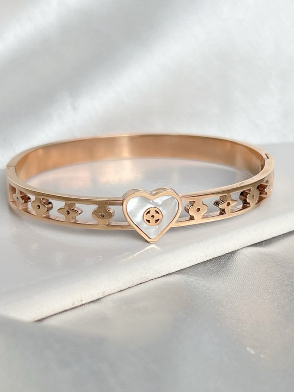 White Rose Heart Stack Band