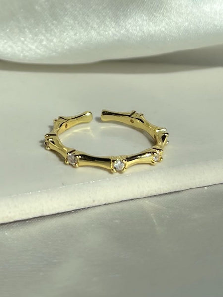 Minimal Diamanté Ring