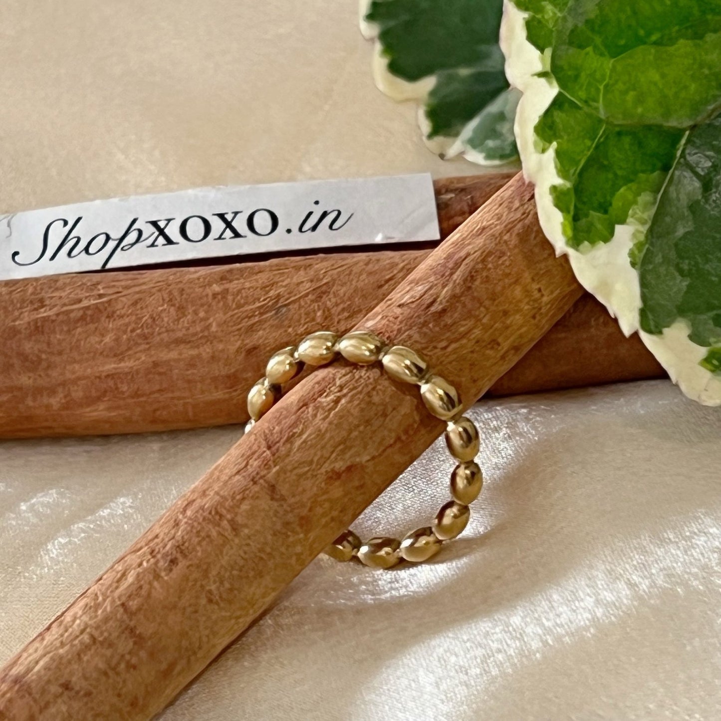 Aima Gold Ring