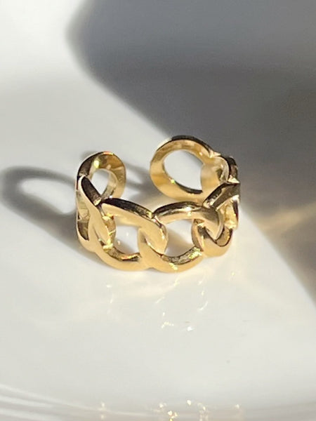 Myra Gold Ring