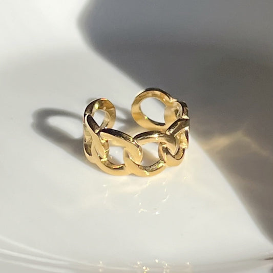 Myra Gold Ring