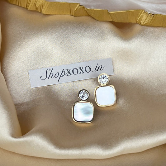Elysia Earrings