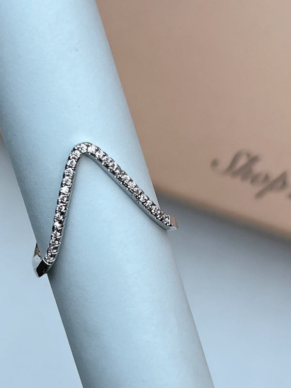 Reversible V Silver Ring