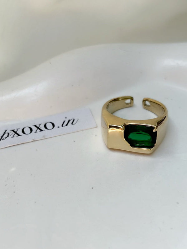 Enchanting Emerald Ring