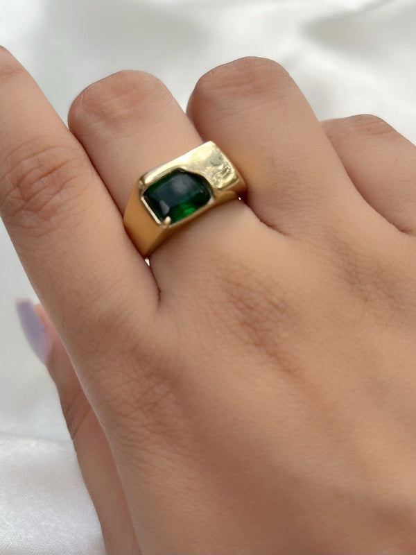 Enchanting Emerald Ring