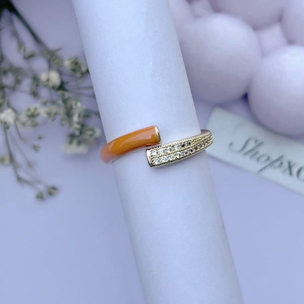Macy Orange Ring