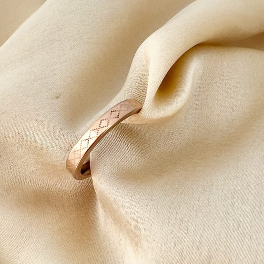 Freya Rose Ring