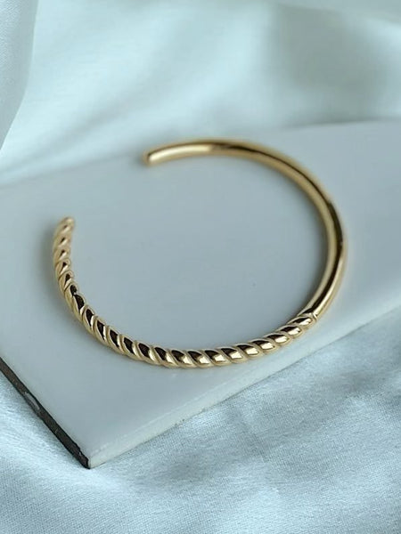 Half n Half Cuff