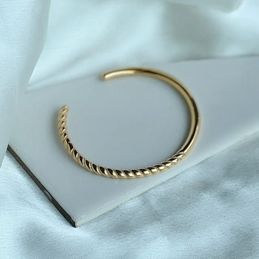 Half n Half Cuff