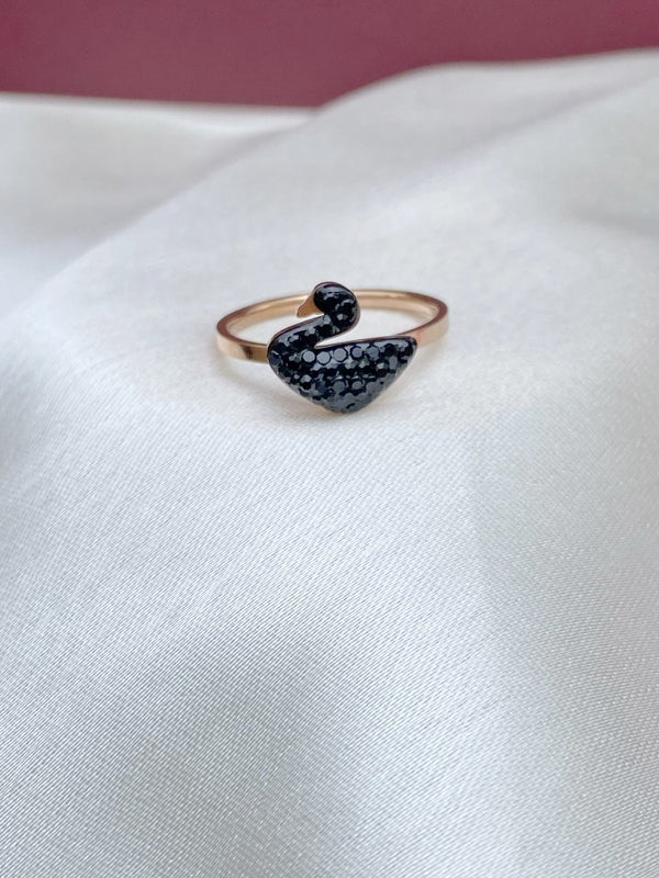 Black Swan Ring