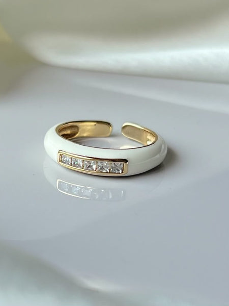 White Gold Enamel Ring