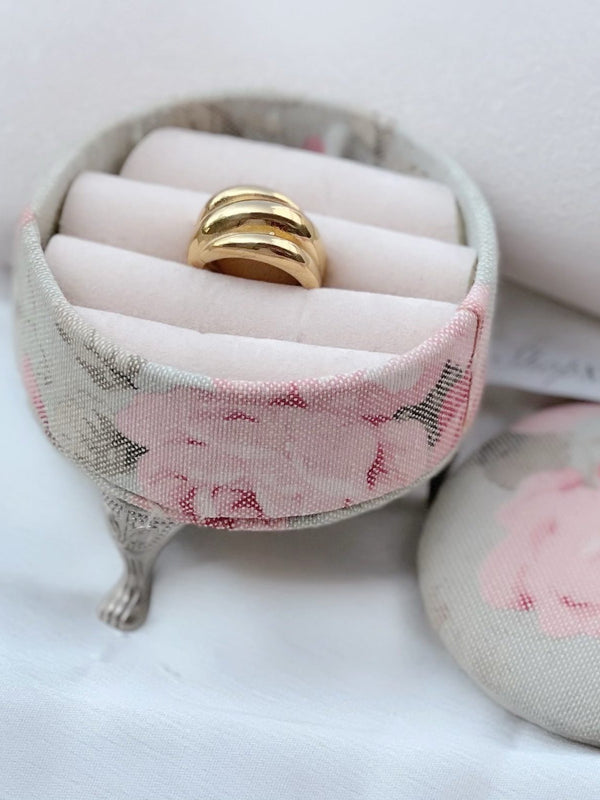 Twista Gold Ring