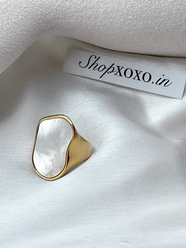 Zephyrine Ring