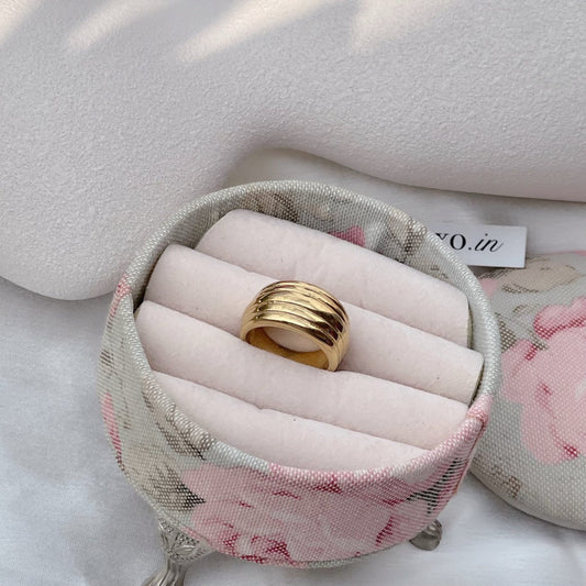 Thalia Gold Ring