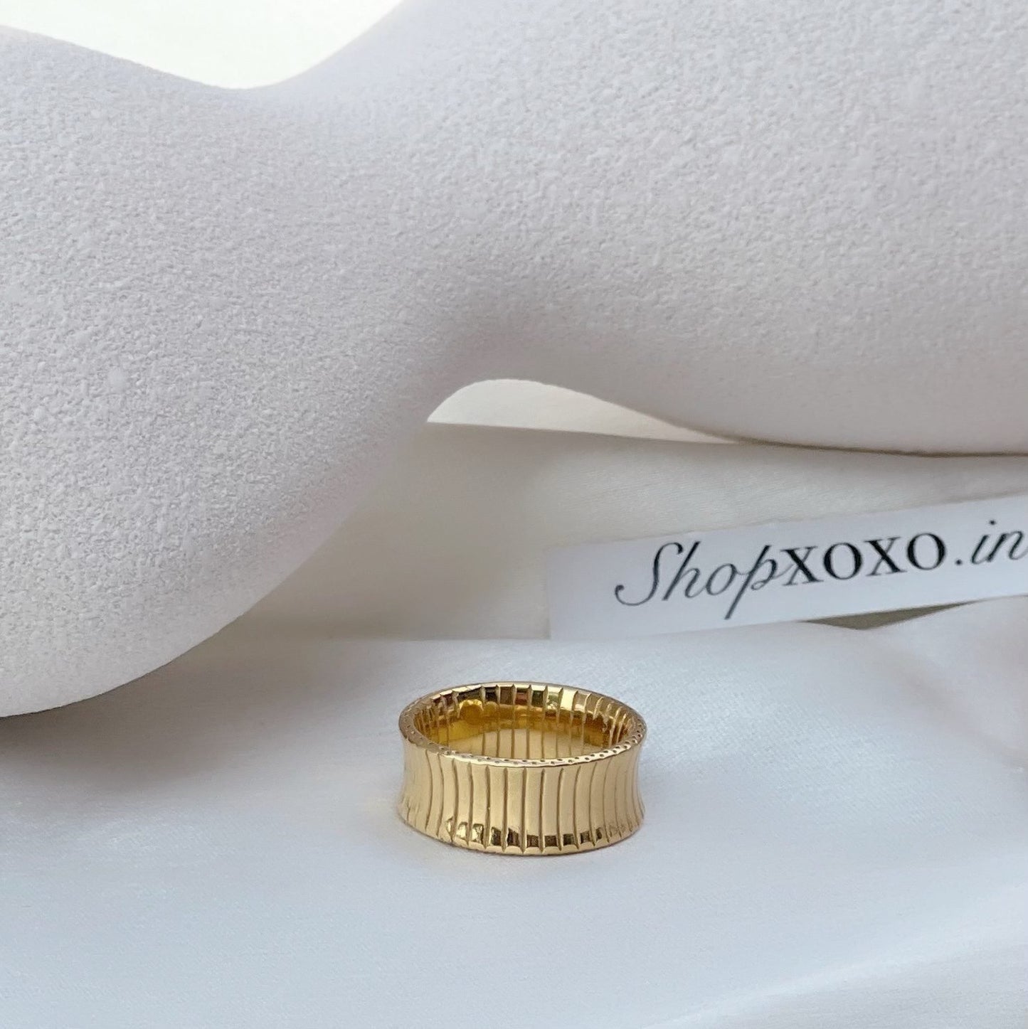 Seren Gold Ring