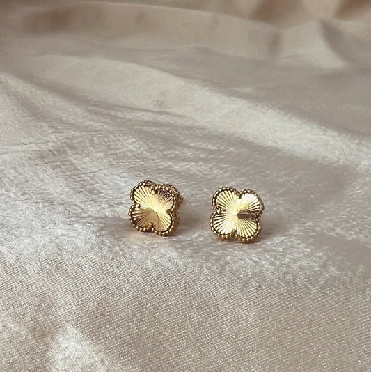 Gardenia Studs