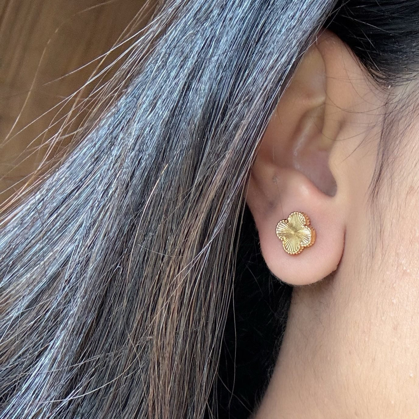 Gardenia Studs