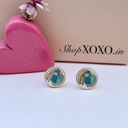 Face Outline Studs