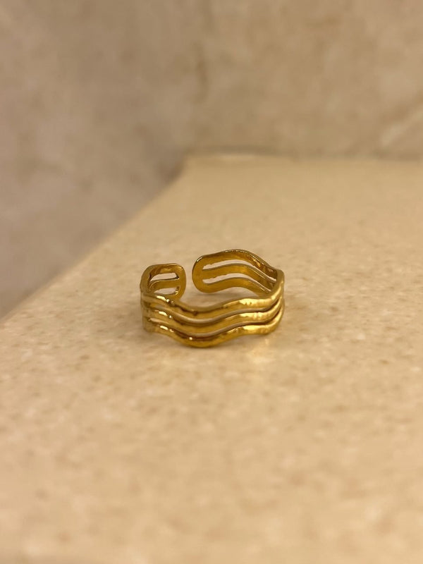 Gold Waves