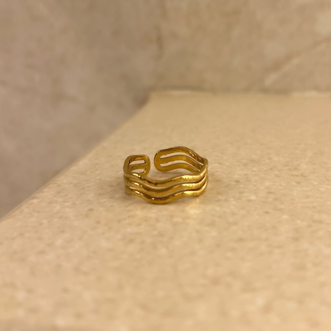 Gold Waves
