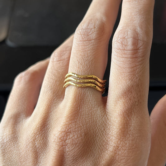 Gold Waves