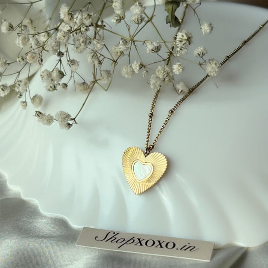 Alison Long Chain