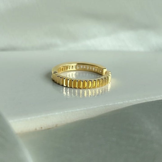 Half 2 way ring